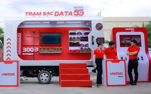 Chuyến xe công nghệ mang 5G đến tận tay người dân miền Tây