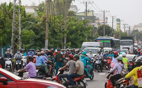 6 tháng 4 người chết vì tai nạn trên đường Quang Trung, có giải pháp không?
