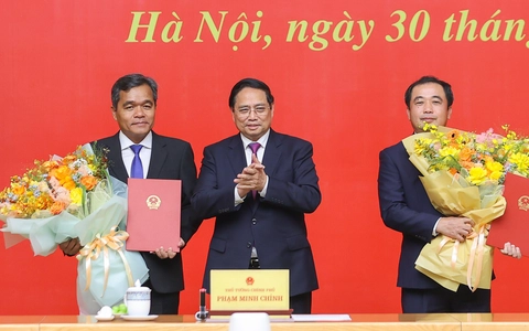 Thủ tướng trao quyết định bổ nhiệm phó tổng thanh tra thường trực Thanh tra Chính phủ
