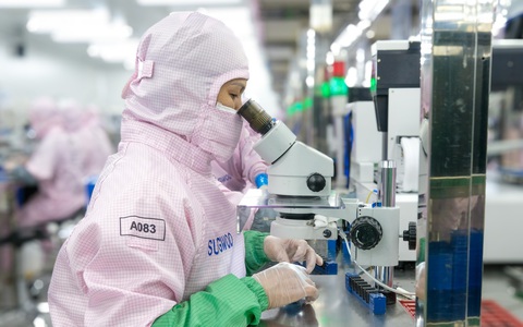 Đề xuất giảm thời gian cấp phép cho lao động nước ngoài, doanh nghiệp nói gì?