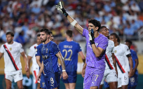 Thủ môn Bounou: Chìa khóa giúp Al Hilal đánh bại Man City