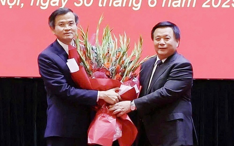 Ông Đoàn Minh Huấn làm phó giám đốc thường trực Học viện Chính trị quốc gia Hồ Chí Minh