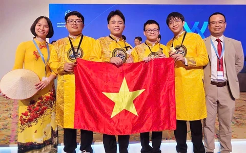 Học sinh Việt Nam giành 4 huy chương vàng Olympic hóa học quốc tế 2025
