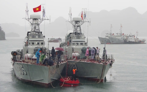 Thủ tướng yêu cầu hạn chế người dân ra đường khi bão số 3 đổ bộ, có dông lốc trước bão