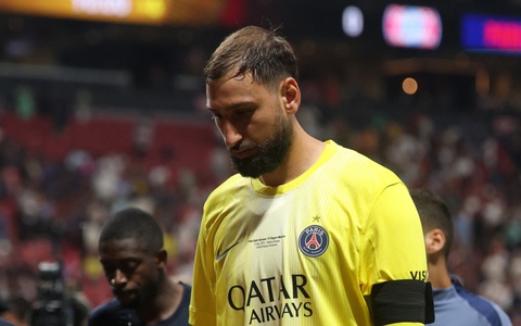 Neuer chỉ trích gay gắt thủ thành Donnarumma