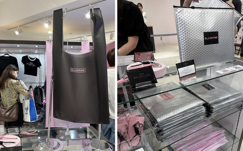 Cái túi ni lông có in chữ 'BLACKPINK' được bán giá nửa triệu