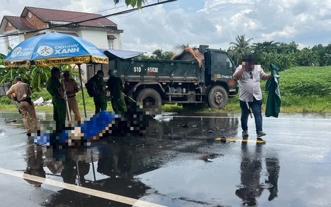 Xe máy va chạm xe ben, hai mẹ con chết thương tâm
