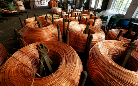 Giá đồng tăng kỷ lục sau đe dọa áp thuế 50% của ông Trump