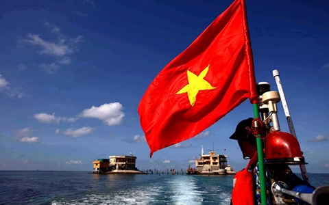 Để bảo vệ chủ quyền và tự do hàng hải