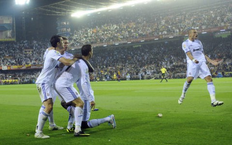 Ronaldo giúp Real Madrid đăng quang sau 18 năm