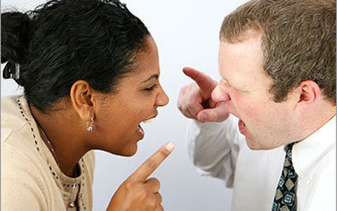 5 bước giải quyết mâu thuẫn công sở