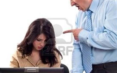 Ứng phó với những hành động "lạ lùng" của sếp