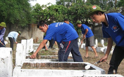 Chiến sĩ D19S Hành quân xanh