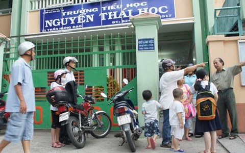 Vụ "Đổi trường học lấy trung tâm thương mại": Có nhiều cách kêu gọi đầu tư