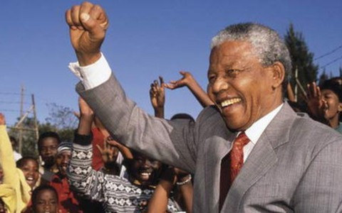 Phát hành sách về Nelson Madela