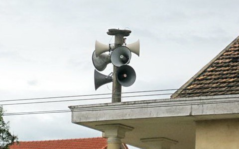 Loa nén "khủng bố"