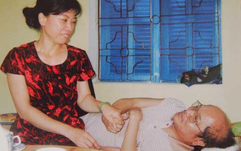 Không thể chia tay - Kỳ 2: Hoa trong sỏi đá