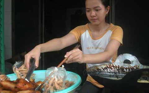 Uyên "chuối chiên" đi thi đại học