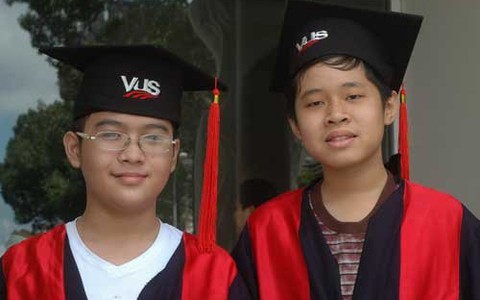 4 học viên đạt điểm TOEIC Bridge gần tuyệt đối