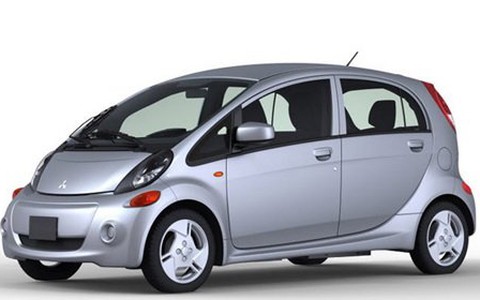 Xe EV trang bị ổ cắm điện gia dụng