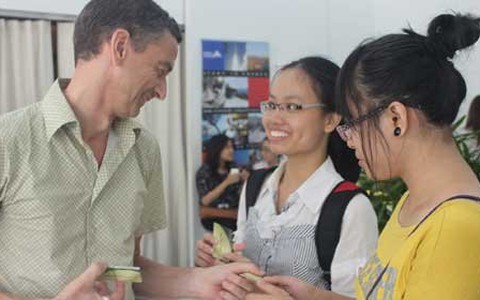 Tổ chức diễn đàn du học Pháp