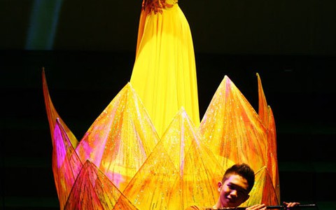 Ngây ngất cùng Sen