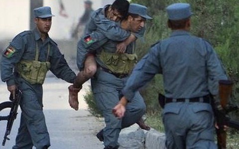 Pakistan: đánh bom liều chết, 50 người chết