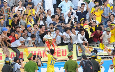 Sông Lam Nghệ An đăng quang