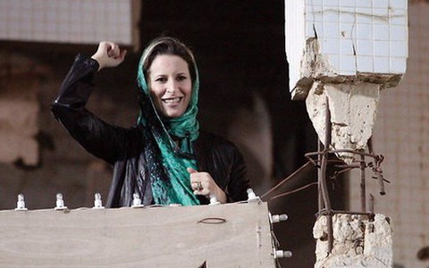 Gia đình ông Gaddafi đang ở Algeria