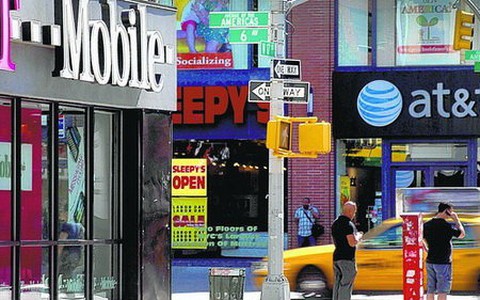 Thương vụ AT&T và T-Mobile: tưởng rằng đã quên