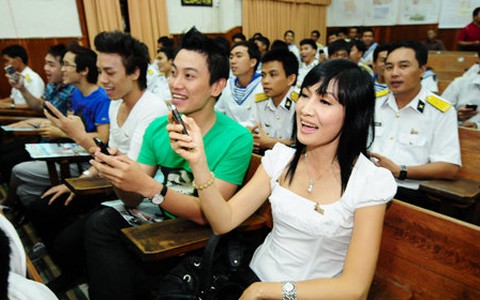 Đêm ngập tràn cảm xúc với Trường Sa