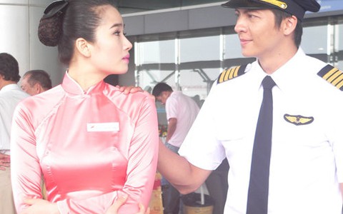 Hoàng Anh tiếp tục "sánh đôi" cùng Cao Thùy Dương