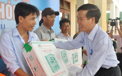 Chung tay vì sức khỏe ngư dân