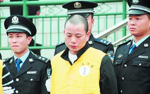 Trung Quốc tử hình một trùm mafia