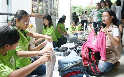 1.000 sinh viên dự "Phiên chợ xanh"