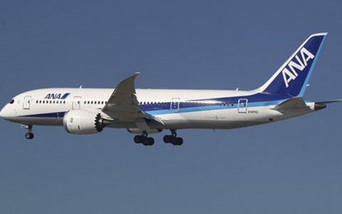 Siêu máy bay Dreamliner đầu tiên