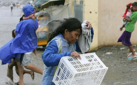 Bão lũ dữ ở Đông Nam Á, 245 người thiệt mạng