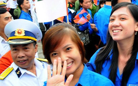 Vẽ lại con đường huyền thoại trên biển