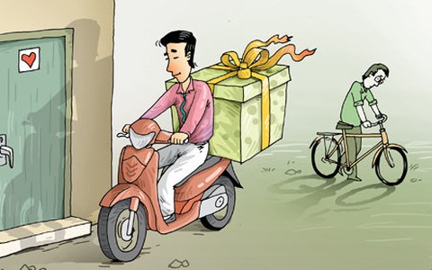 Xấu trai, ít tiền làm sao "cưa" nàng?