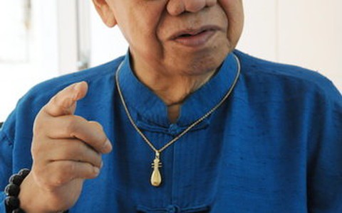 GS.TS Trần Văn Khê: ra biển lớn, hãy có Việt Nam trong máu thịt