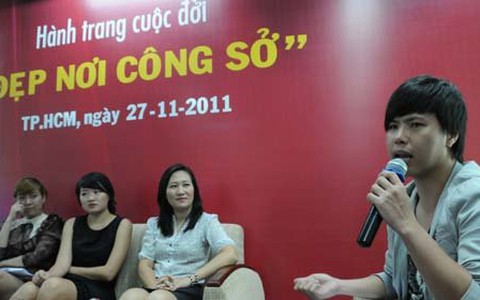 Mặc đẹp nơi công sở