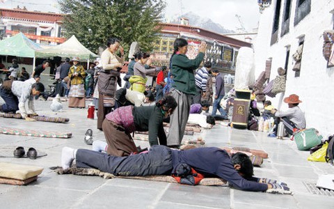 Hành hương về Tây Tạng