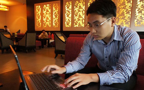 Ngồi VN, làm việc toàn cầu
