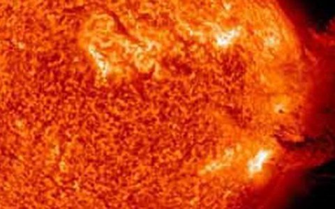Bão mặt trời lại xuất hiện