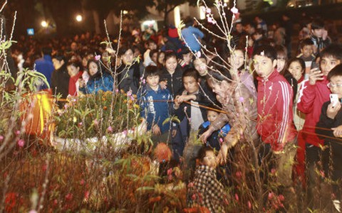 Bế mạc phố hoa Hà Nội