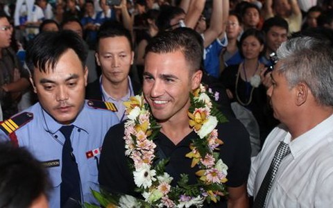 Cannavaro đến Việt Nam
