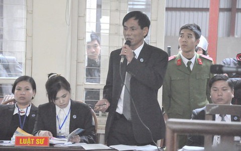 Thượng tôn pháp luật hay xử mạnh để răn đe?
