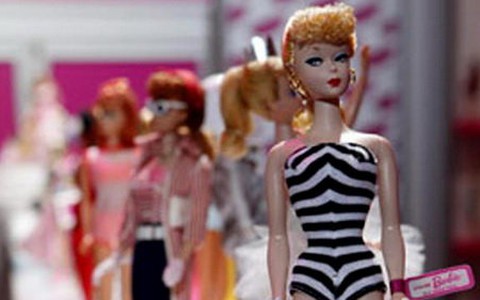 Iran tịch thu búp bê Barbie của Mỹ