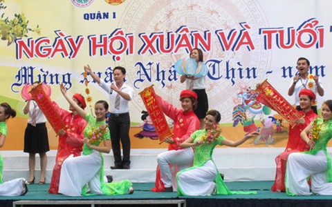 Rộn ràng chương trình "Xuân và tuổi trẻ"
