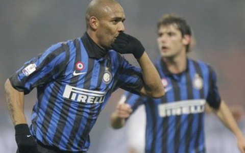 Inter Milan vào tứ kết